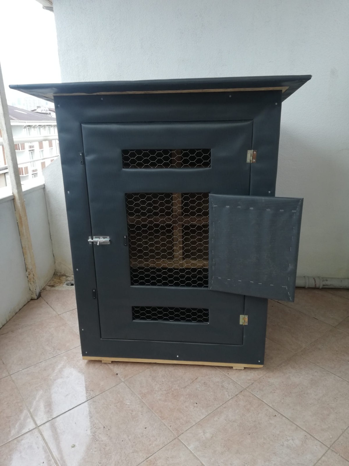 Güvercin kümesi -82