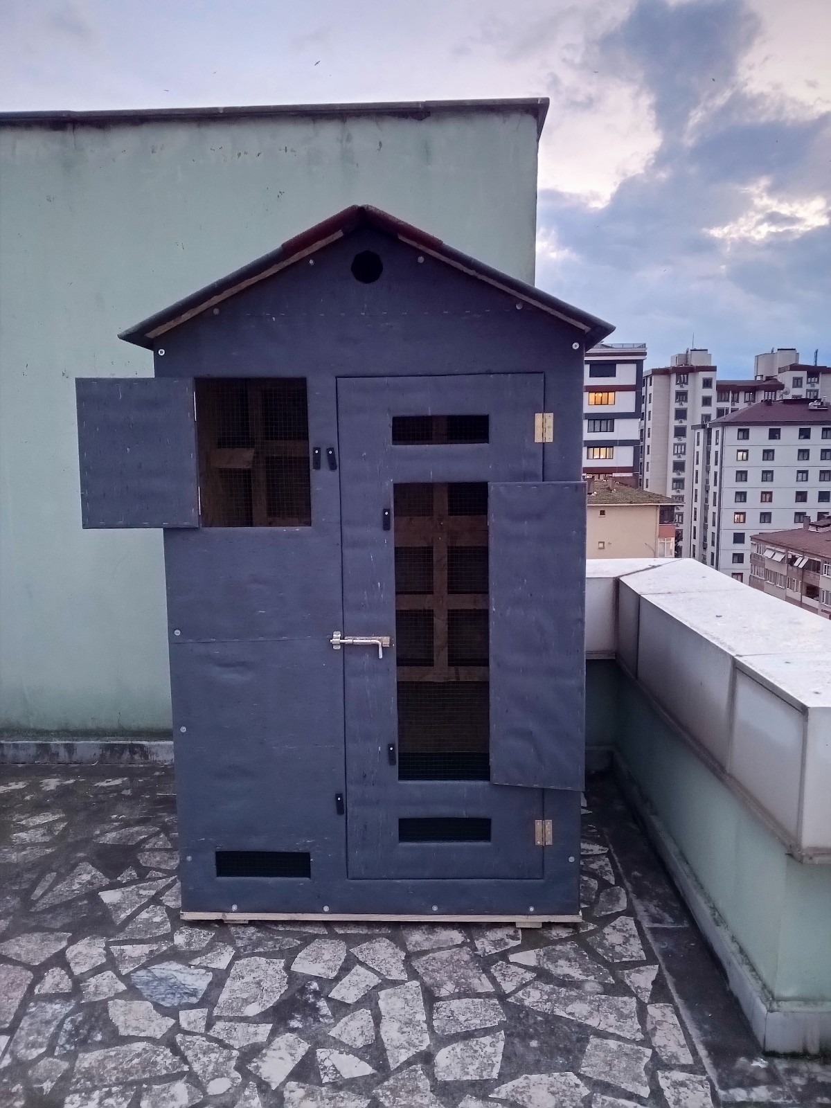 Güvercin kümesi R120-94